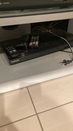 3d Player With Glasses