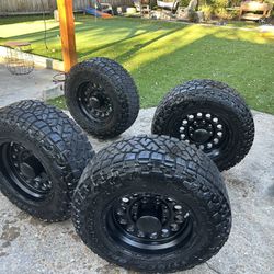Toyo Open Country Rt Trail Tires and wheel package