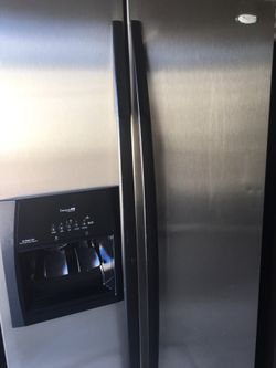 Whirlpool designer fit refrigerator