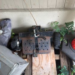 Walk Behind The Lawnmower