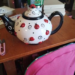Large  Lady Bug Tea Kettle Candle Inside 10