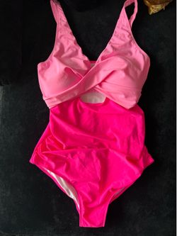 Ladies Swim Suit Sz . 18 W