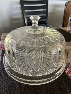 Crystal Glass Cake Stand with Dome Cover