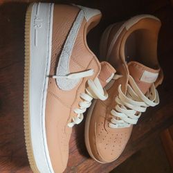 Nike Air Forces Size 13