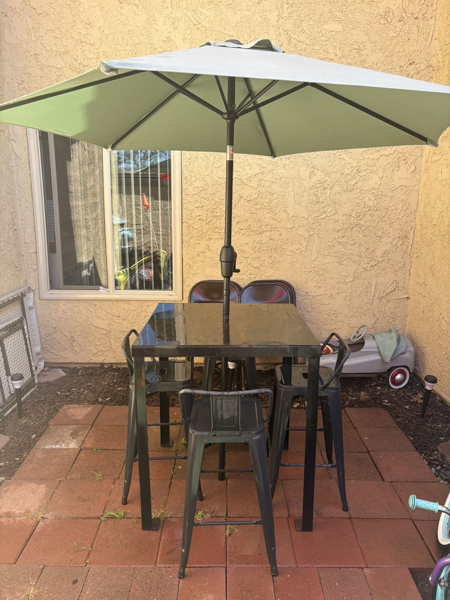 Metal Table And Bar Stools