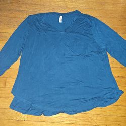 Latched Mama Nursing Shirt 2x 