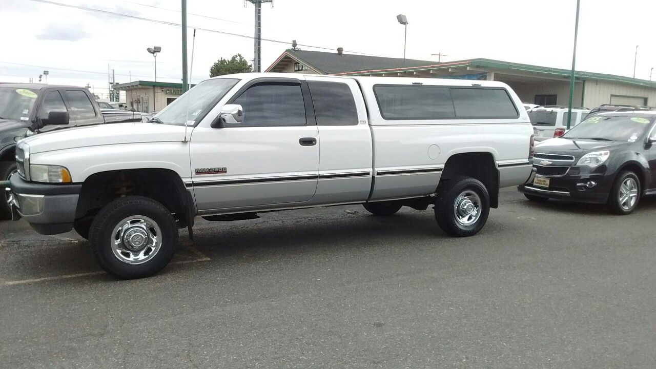 1996 Dodge Ram 2500 Club Cab for Sale in Lakewood, WA - OfferUp