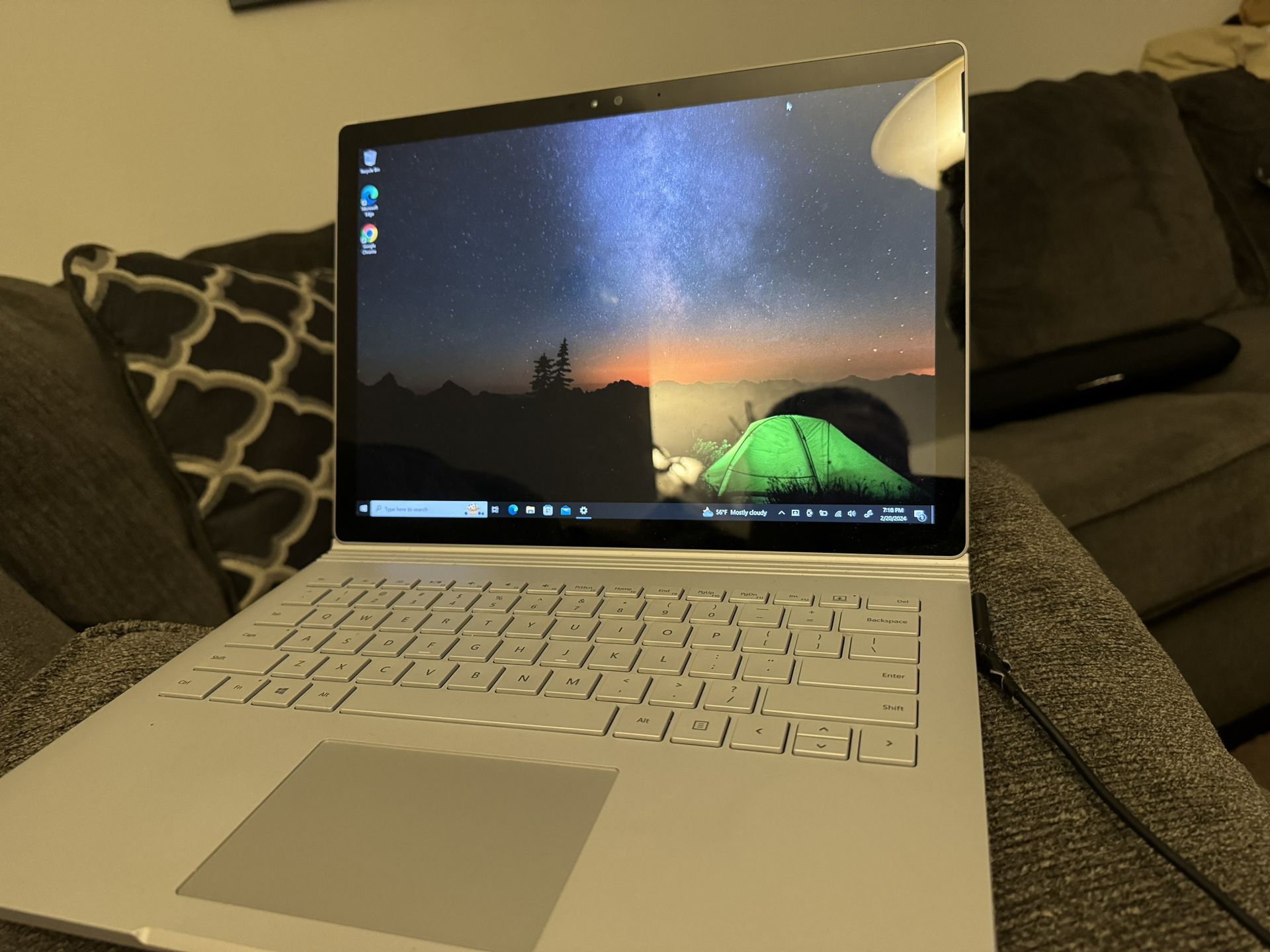 Microsoft Surface Book 2 (Tablet)
