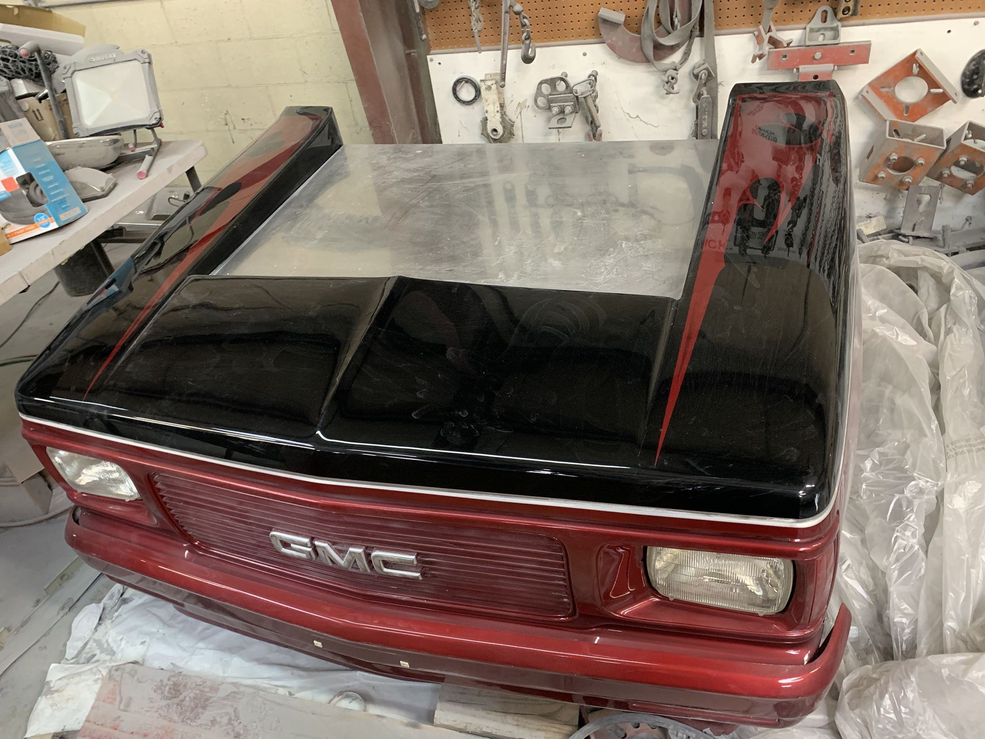 GMC Desk With Wheels