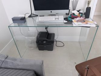 Glass computer table