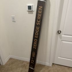 72” Zero Edge Screen Self Lock 