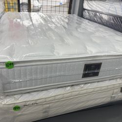 QUEEN SIZE SHIFMAN LAFEYETTE DOUBLE SIDED MATTRESS & BOX SPRING BED SET