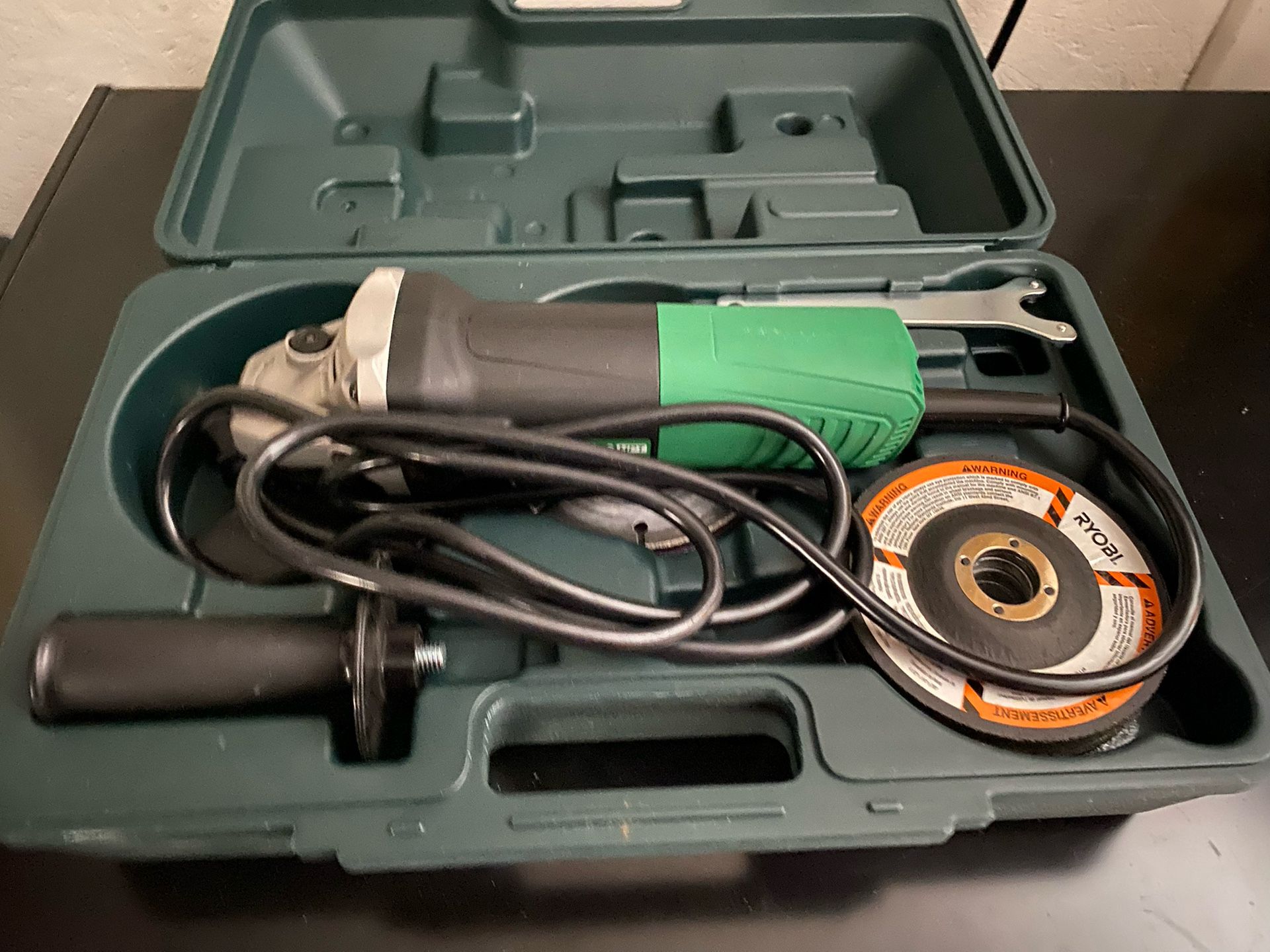 Mentabo ( Hitachi) Corded Angle Grinder
