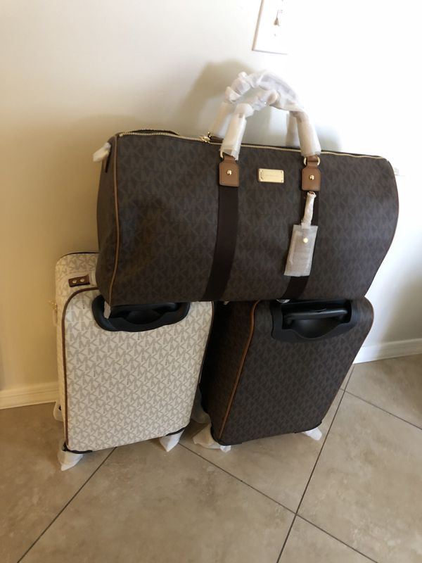 Michael Kors Bags for Sale in Phoenix, AZ - OfferUp