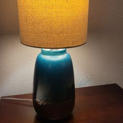 Lámpara De Mesa