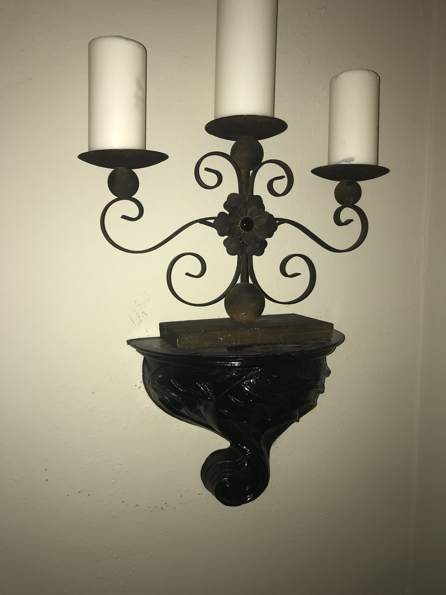 Candle holder