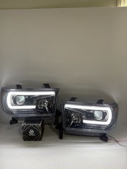 Toyota tundra 2007-2013 headlights