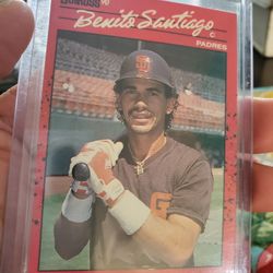 Benito Santiago Variation '90 Donruss No Dot Behind Inc Baseball Card 
