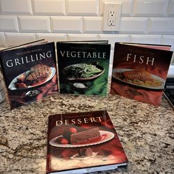 +++COOKBOOK The Williams-Sonoma Collection: Vegetables, Fish, Grilling, Dessert - 4 Volume Set in Slipcase++@@