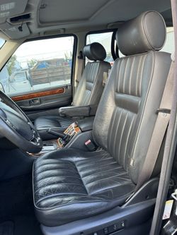 Range Rover P38  Ash Gray Leather Seats