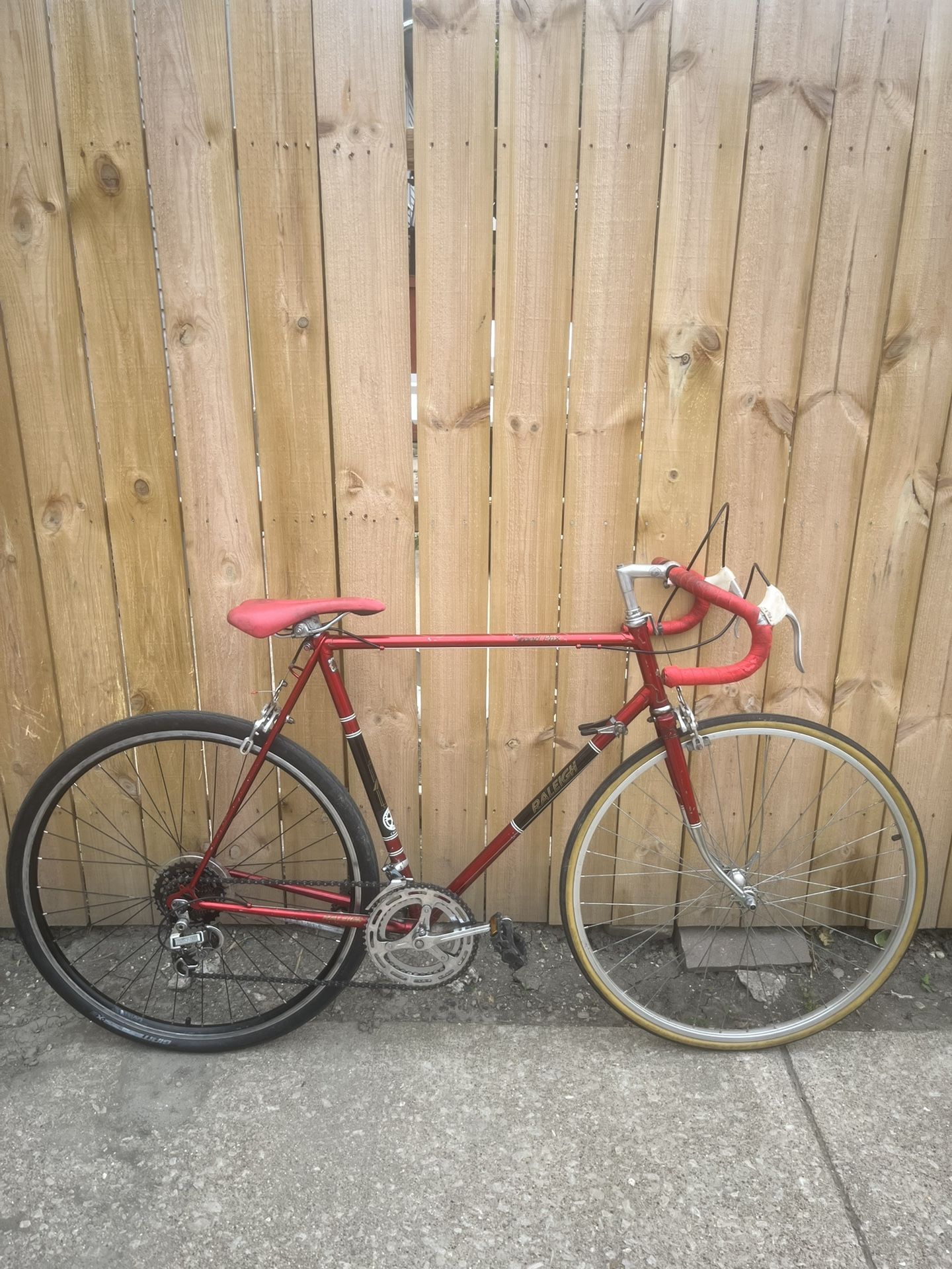 Vintage Raleigh Grand Prix Road Bike