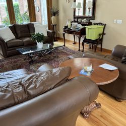 Brown Leather Couch + 2 Matching Armchairs – Comfortable & Classic Set