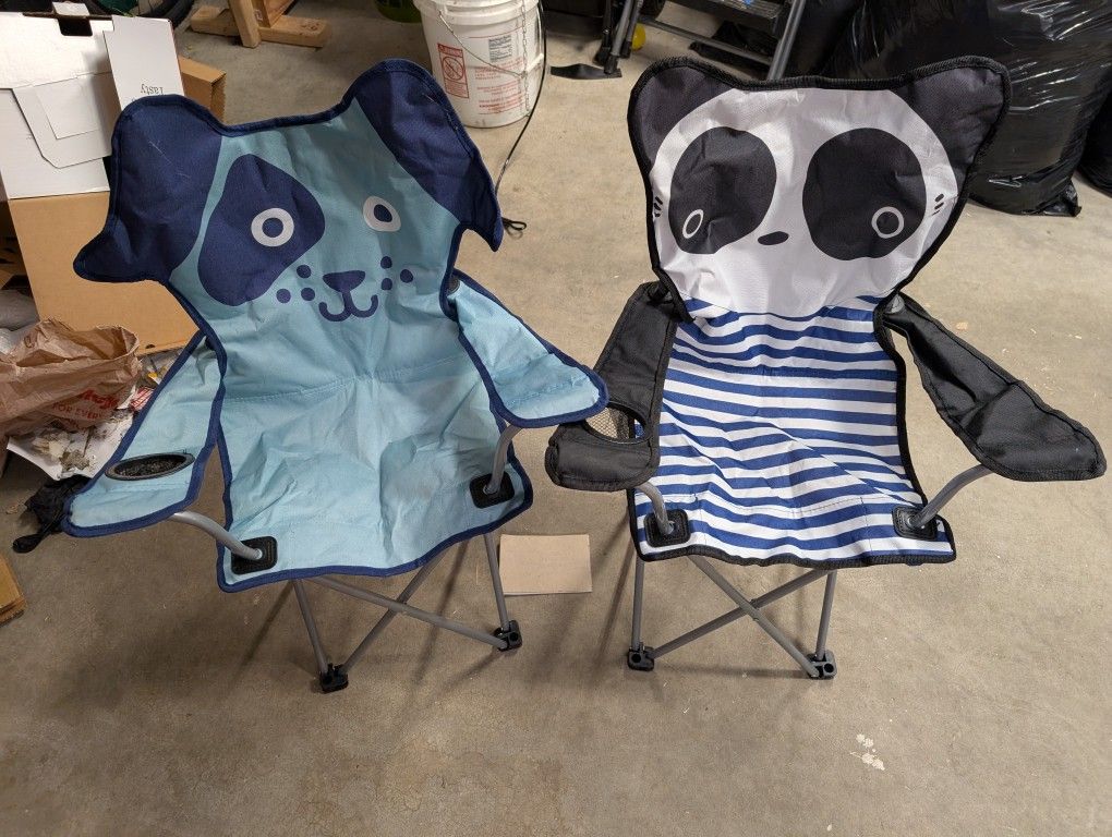 2 Kid Outdoor Chairs for $10