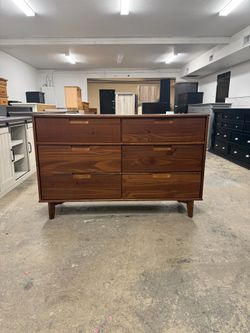 Mid Century Modern Style 6 Drawer Dresser