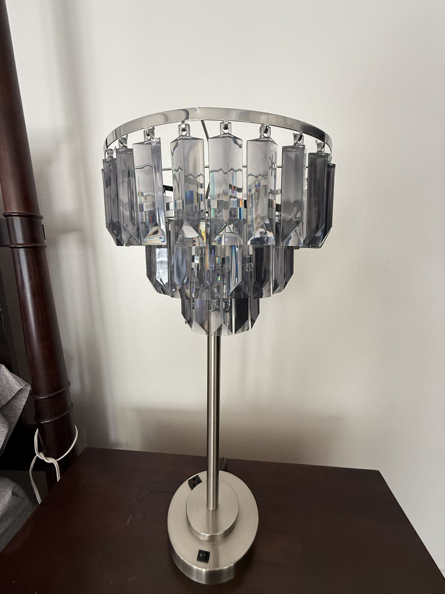  Elegant Crystal Accent Table Lamp  Set Of 2 $50✨