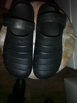 Men's Shoes Size 9