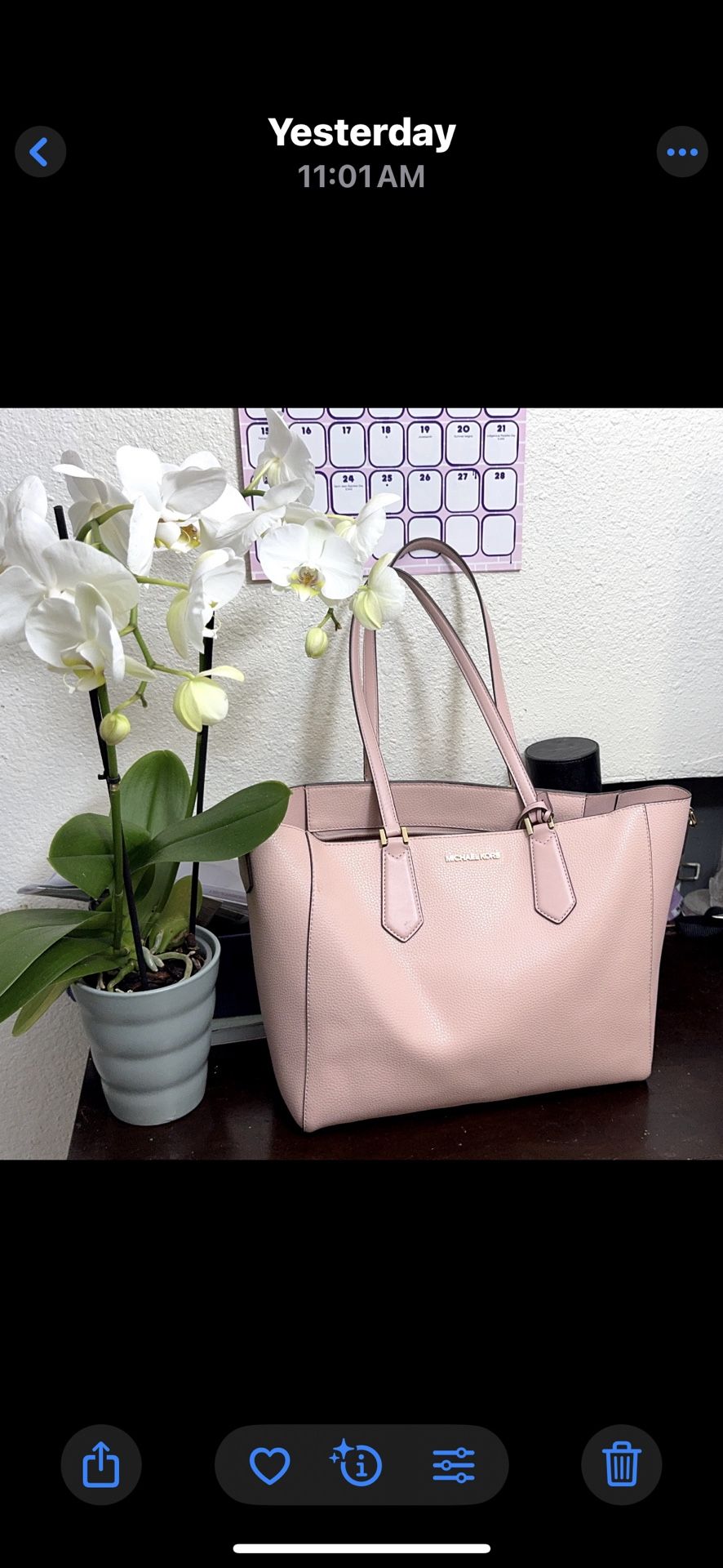 QUALITY LEATHER MICHEAL KORS PURSE 60$