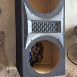 Ported Dual 12” Speaker Box