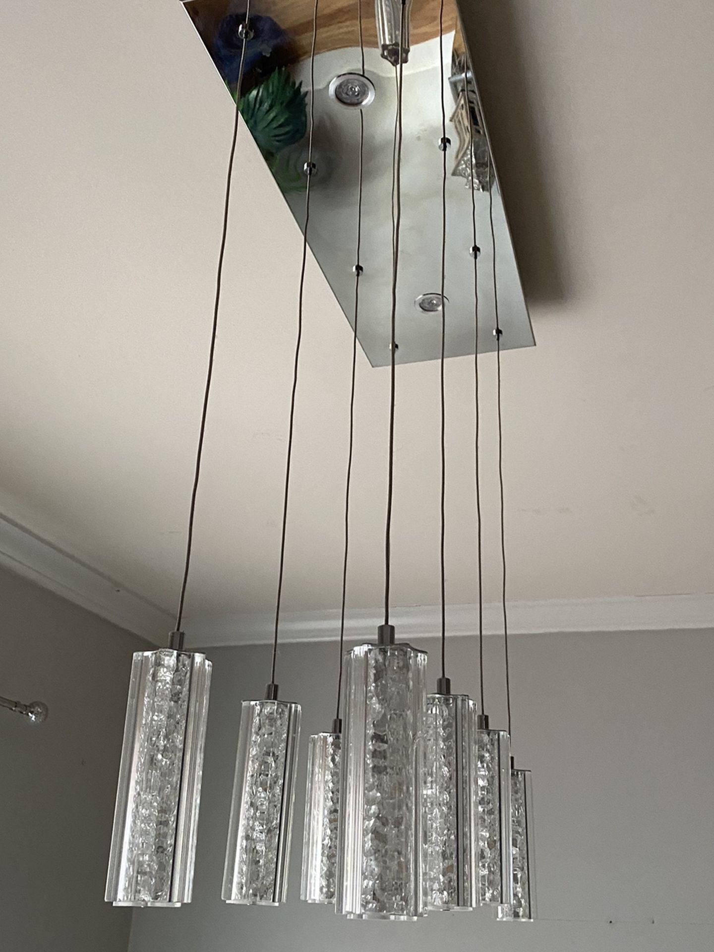 Elan Neruda 8 Light Chandelier
