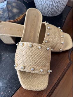 Stuart Weitzman slides 8.5