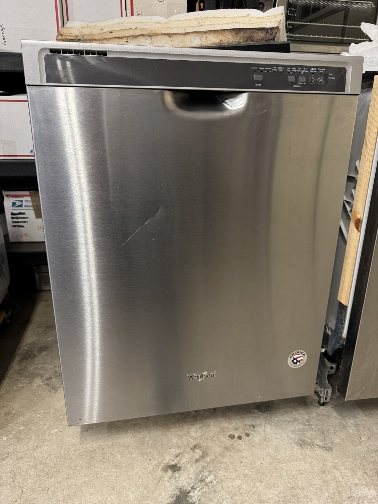 Whirlpool Stainless Dishwasher With Pocket Handle