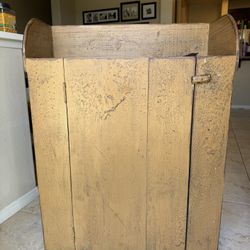 Cabinet Antique Reproduction