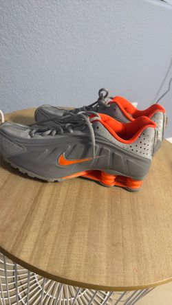 Nike shox