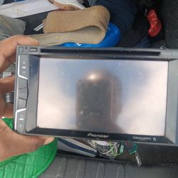 Pioneer Touch Screen Radio 