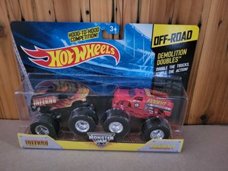 HotWheels Monster Jam INFERNO vs BACKDRAFT