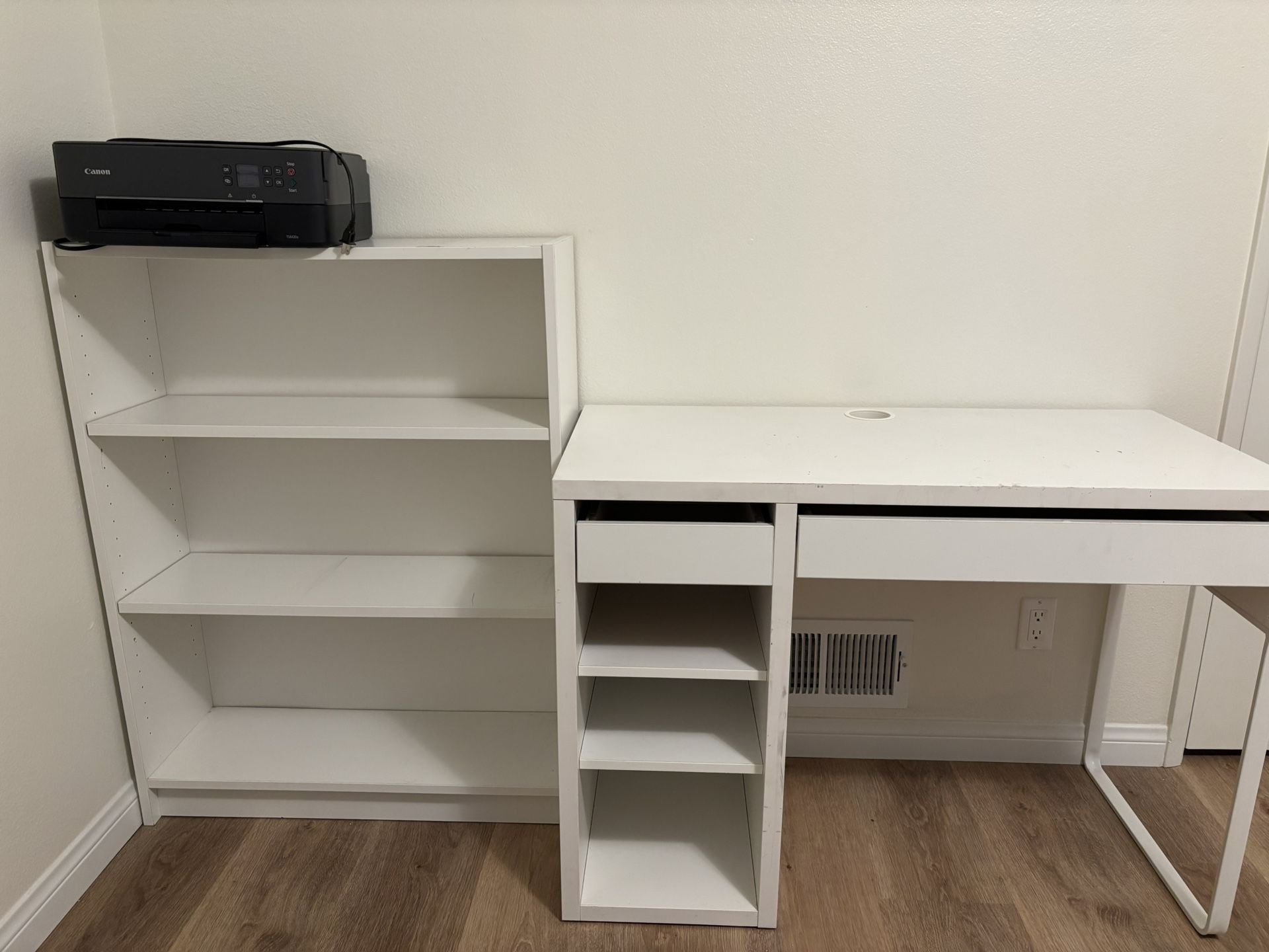 White desk And Shelf Set - $100 OBO