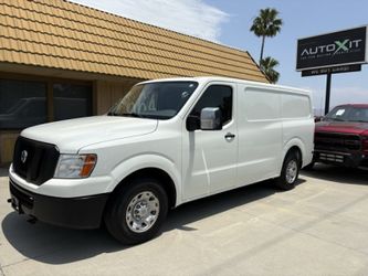 2018 Nissan NV3500 HD Cargo