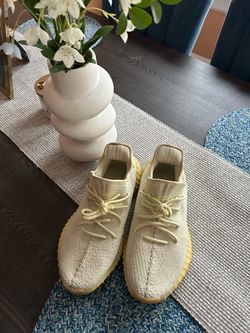 Adidas Yeezy Boost 350 V2 Butter