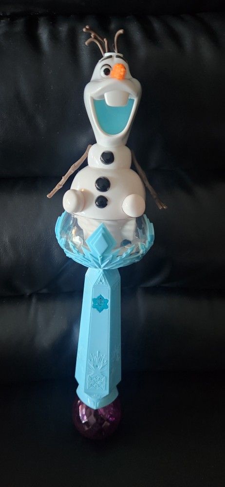 Olaf Light-Up Snow Wand