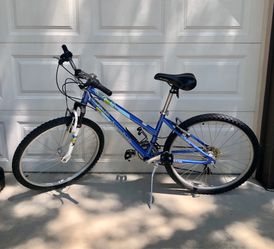 Diamondback women’s 26” bike