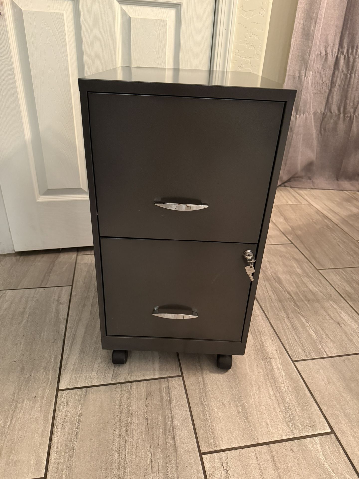Gray Rolling Filing Cabinet With Keys 