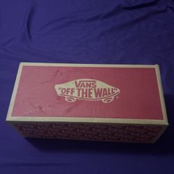 Size 8 Women’s Vans