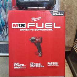 NEW MILWAUKEE M18 FUEL 1/2 IMPACT WRENCH AND 3.0 HIGH OUTPUT BATTERY 