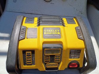 Jump box with air compressor