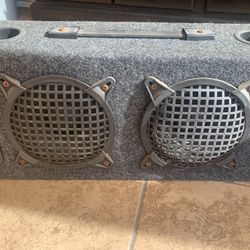 2 Pairs Of Speaker Boxes