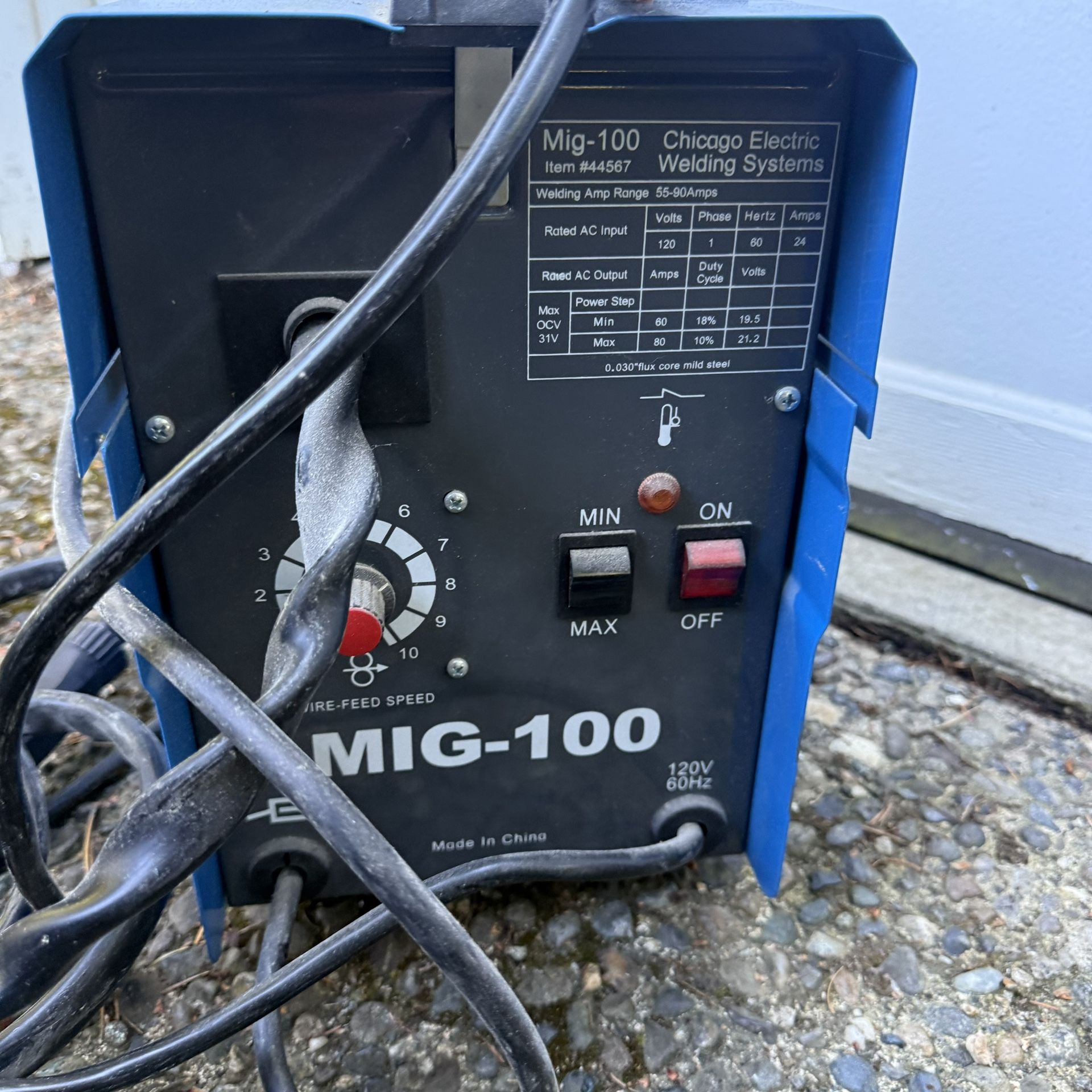 MIG-100 Wire feed welder And Mask
